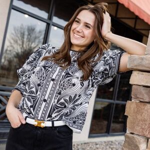 FARM Rio monochrome elegance scarf print blouse S